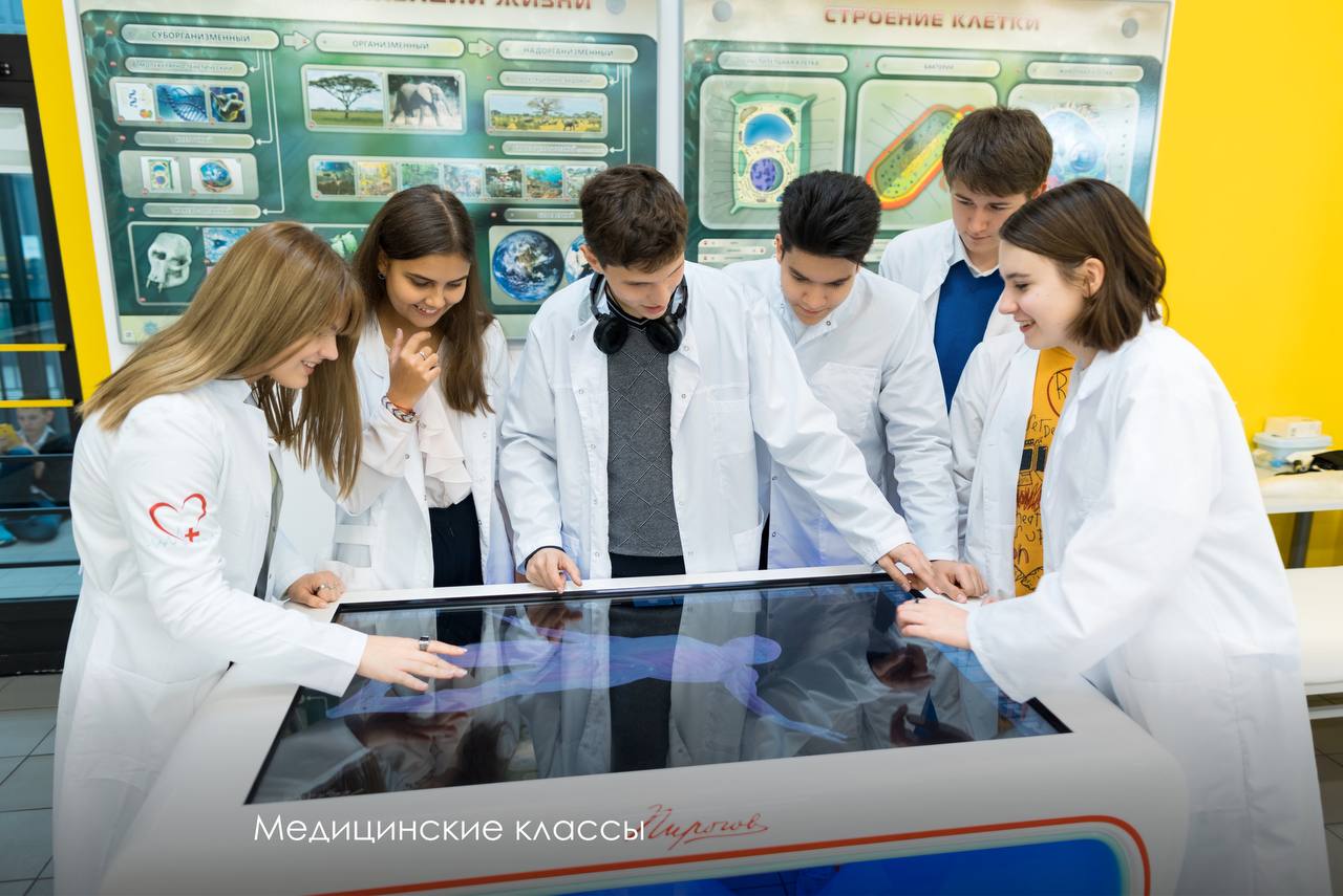 В столичных школах учеников обучат популярным рабочим профессиям