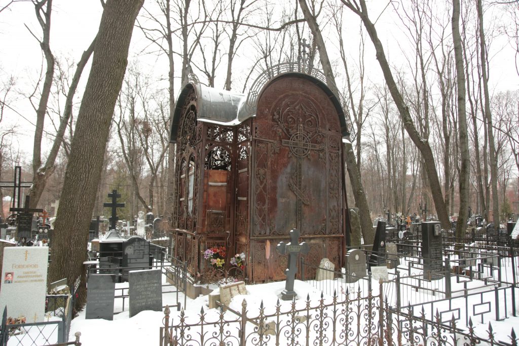 Часовня-склеп на могиле Николая Кельха на Введенском кладбище. Фото: Андрей Дмытрив