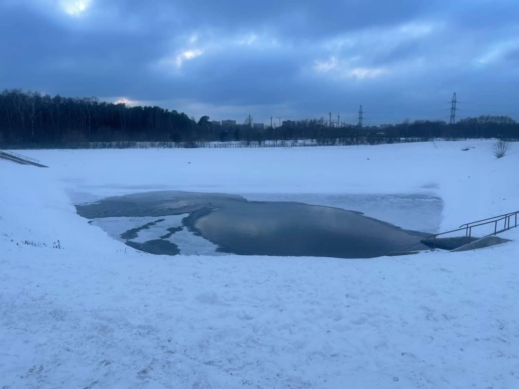 Опасный лед: на водоеме на Привольной произошла трагедия