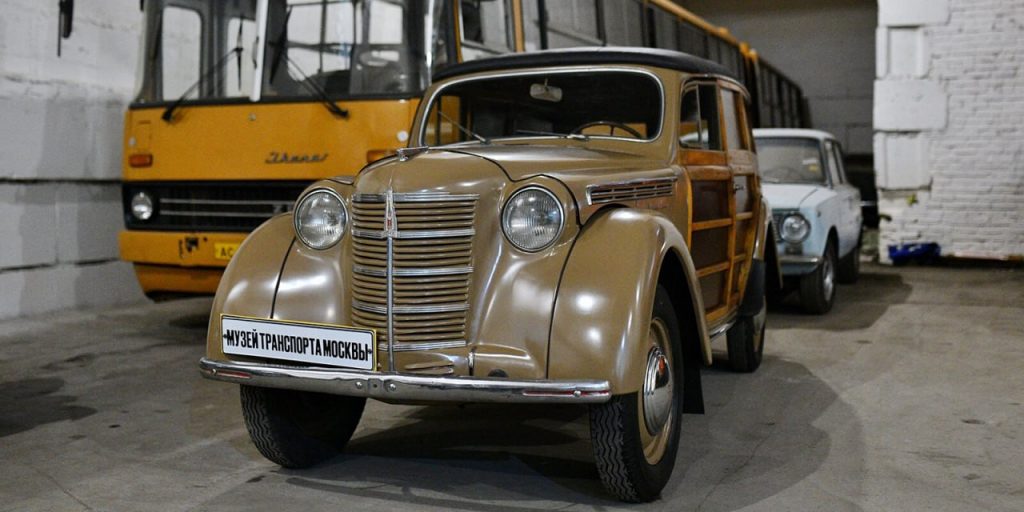 Собянин: Специалисты Музея транспорта Москвы завершили реставрацию метровагонов «Еж3» и «Номерной»
