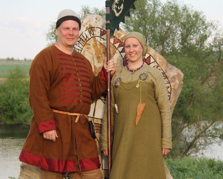 Супруги из Юго-Восточного округа воссоздают быт Древней Руси