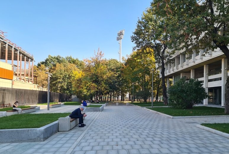 Около культурного центра «Москвич» завершено благоустройство