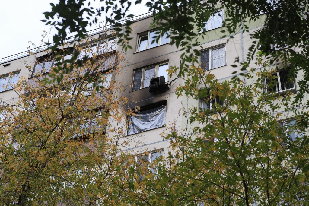 В Выхине-Жулебине из-за включённого в сеть смартфона сгорела квартира