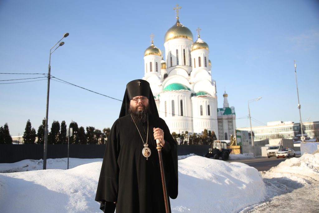 Архиепископ Егорьевский Матфей хотя бы раз в неделю посещает каждое из трёх викариатств. Фото: Роман Балаев