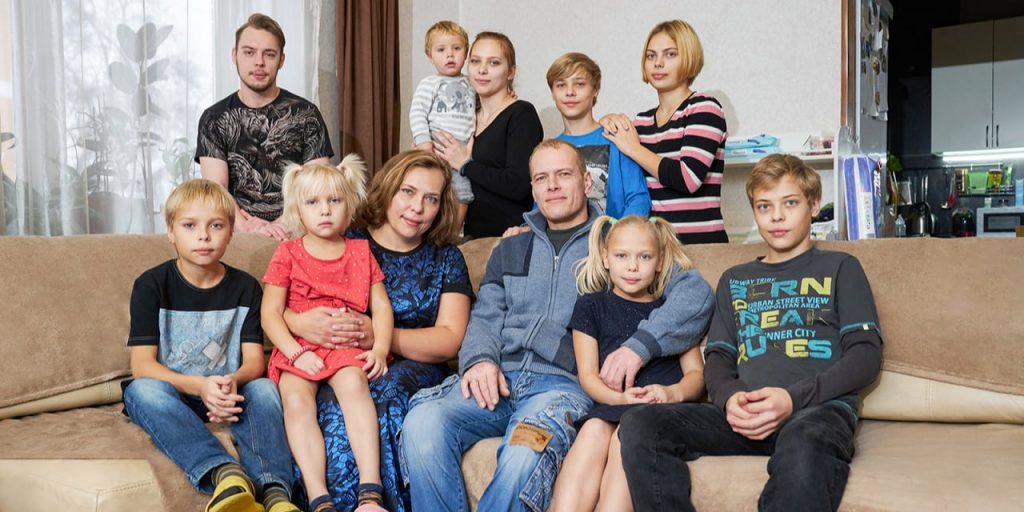 Анастасия Ракова сообщила о запуске цифрового удостоверения многодетной семьи