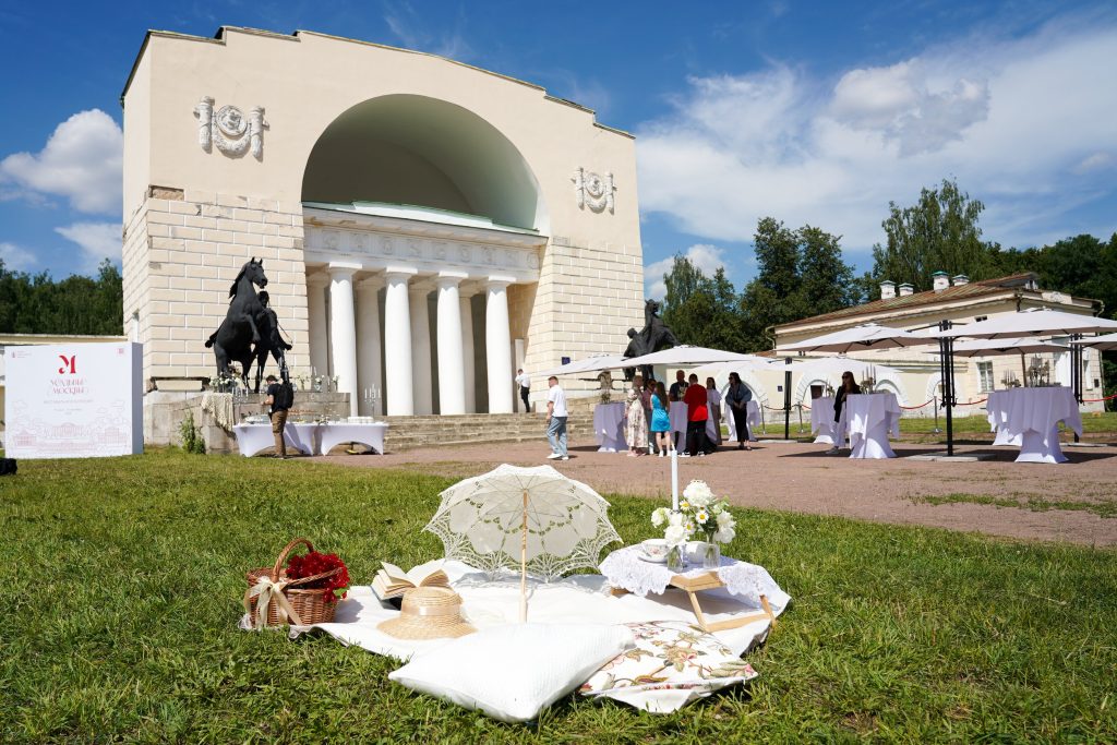 В бывшей усадьбе князей Голицыных началась реставрация