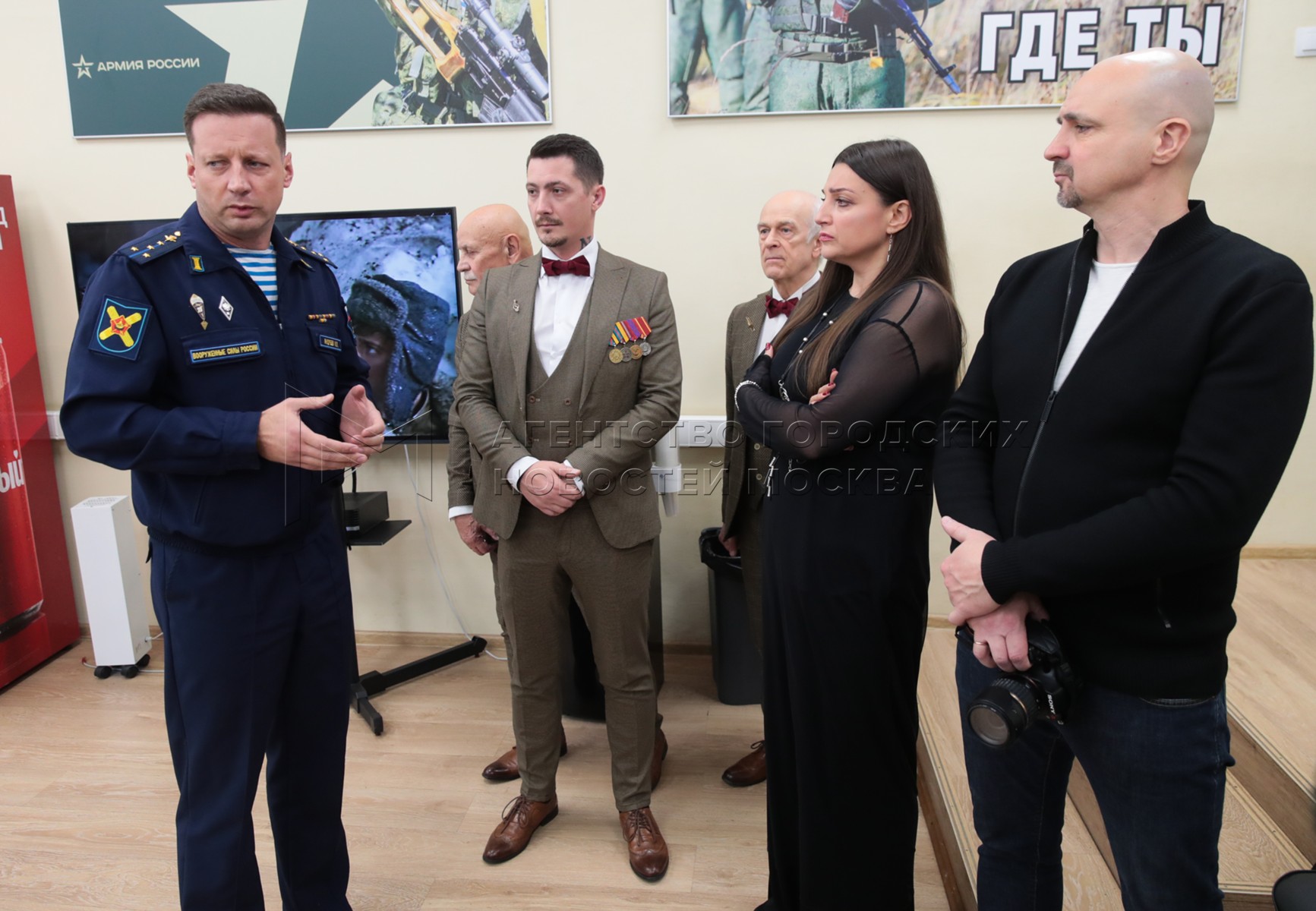 Группа свои все песни