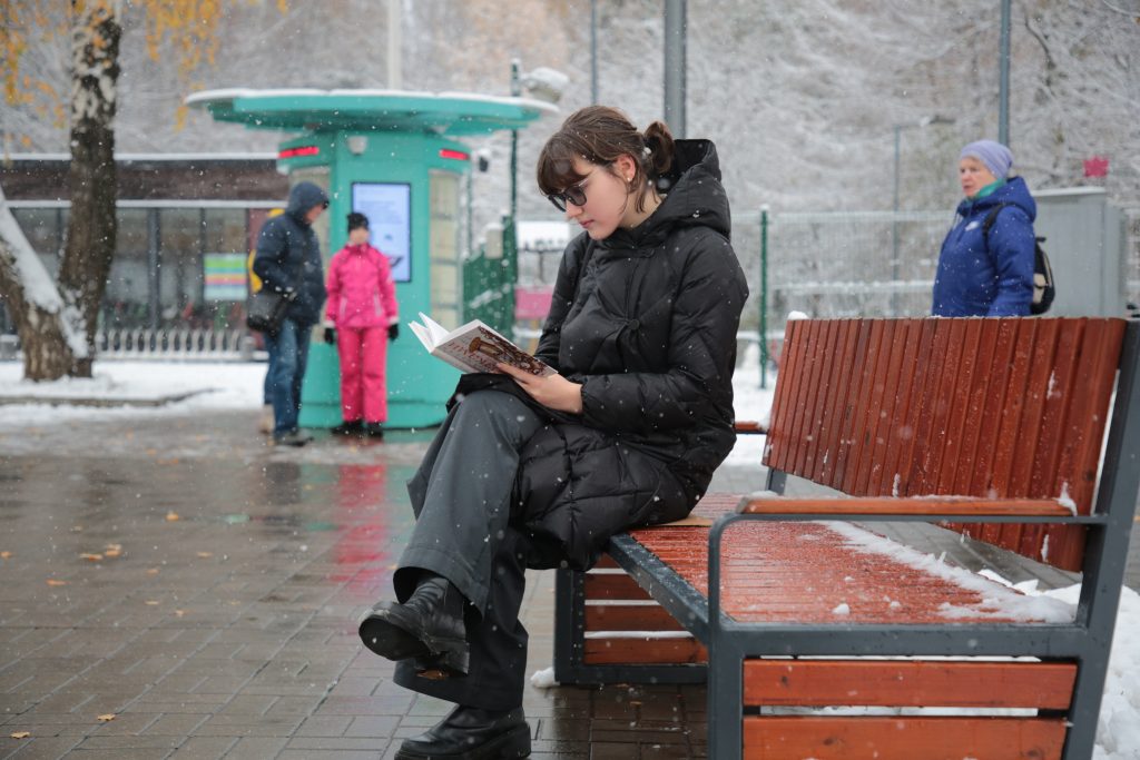 В парке «Кузьминки» теперь можно взять библиотечную книгу в автомате