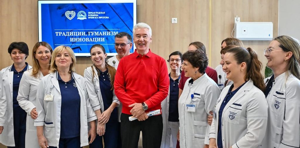 Собянин открыл обновленный ревматологический центр в Первой градской больнице