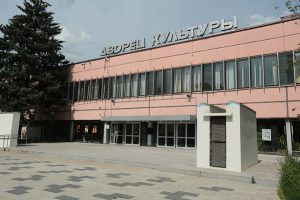 В ДК «Капотня» открылась выставка монотипных картин