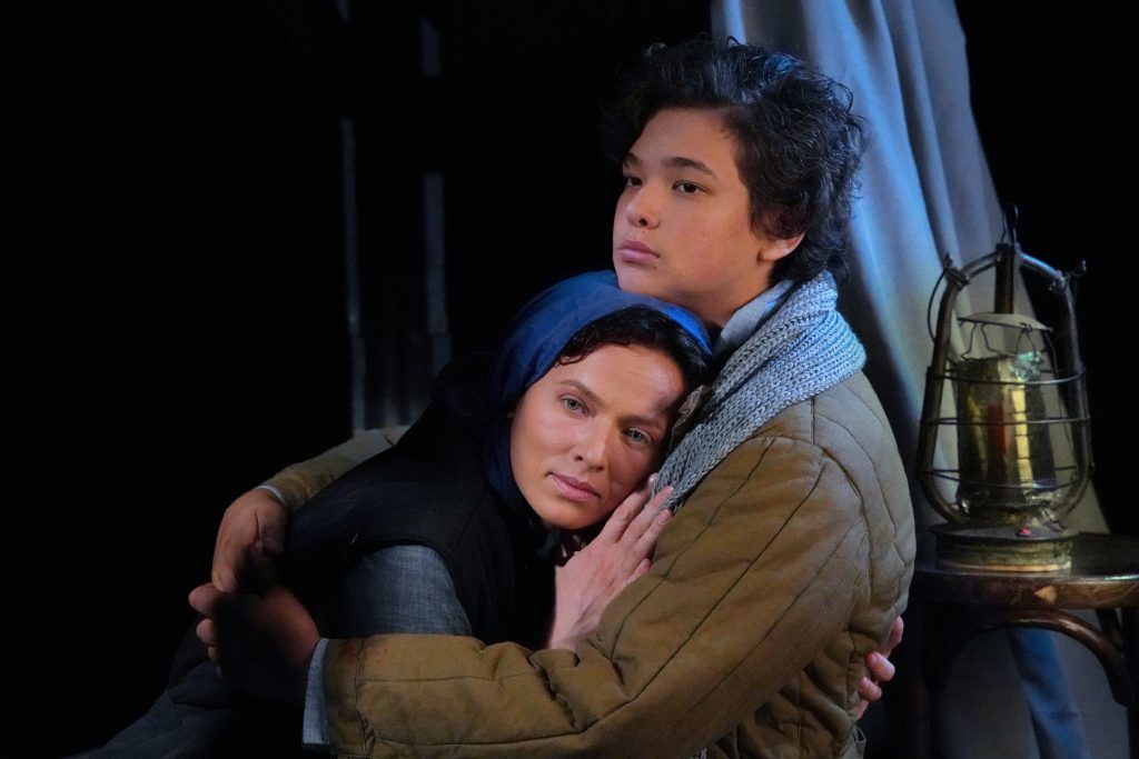 В Губернском театре поставили спектакль о войне глазами ребенка